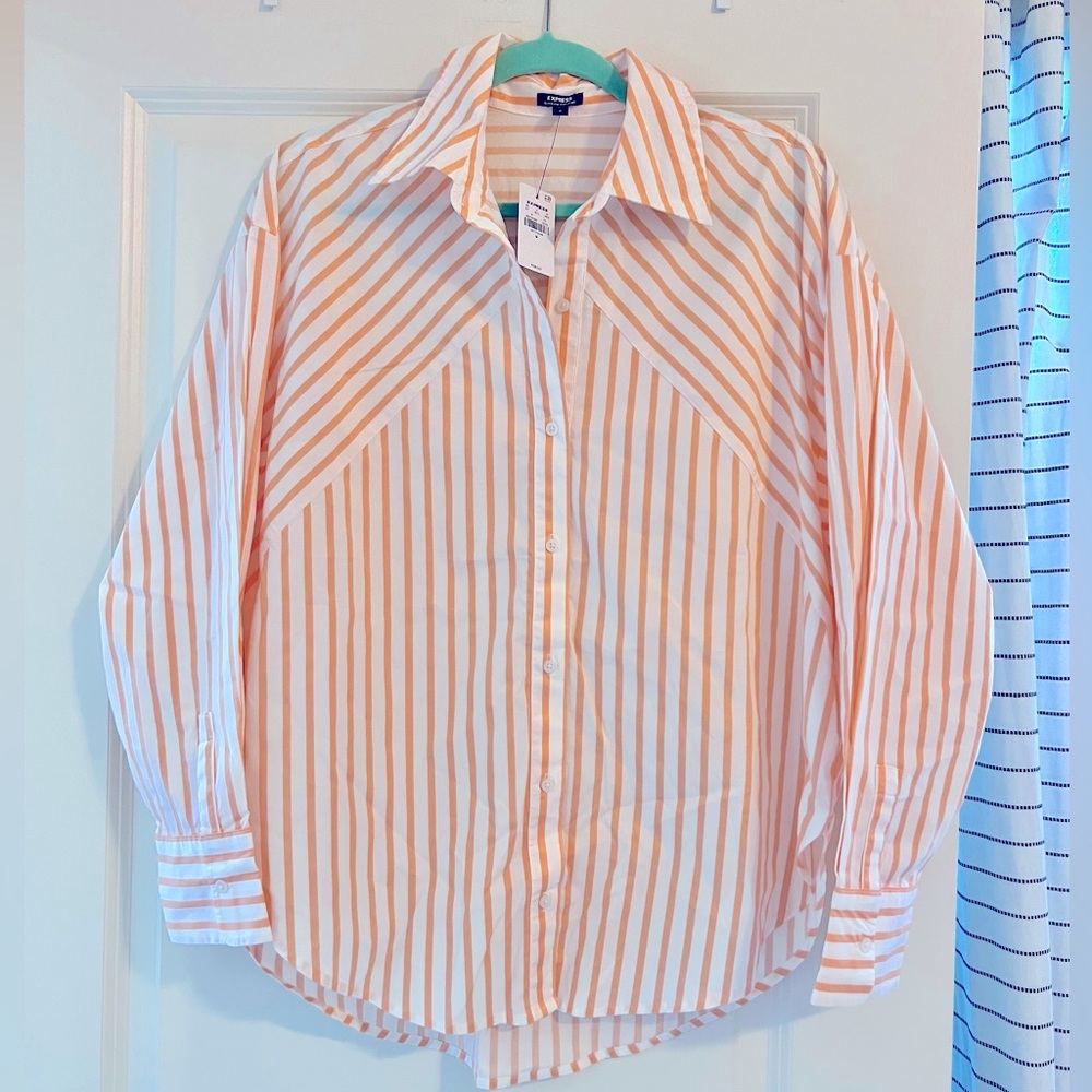 NWT Express Women’s button down (M)
